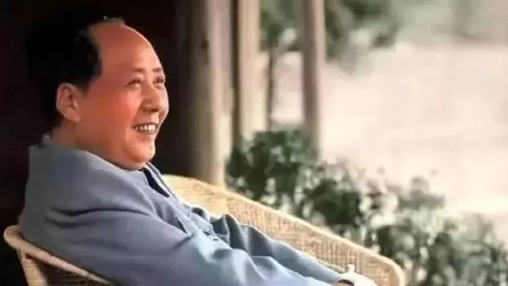 紀(jì)念毛澤東同志誕辰126周年！致敬一代偉人！